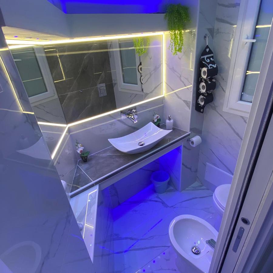 Studio Spa Bath,1388616245:JPEG